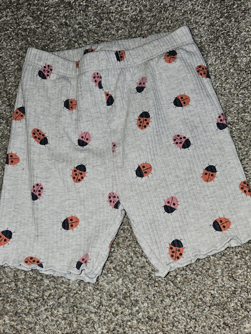 New Old Navy Light Gray Kids Ribbed Shorts with Pink & Orange Ladybugs
